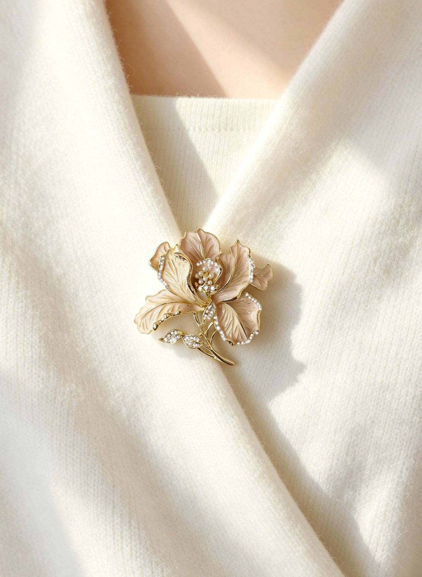 S2433B1 Blossom Enamel brooch