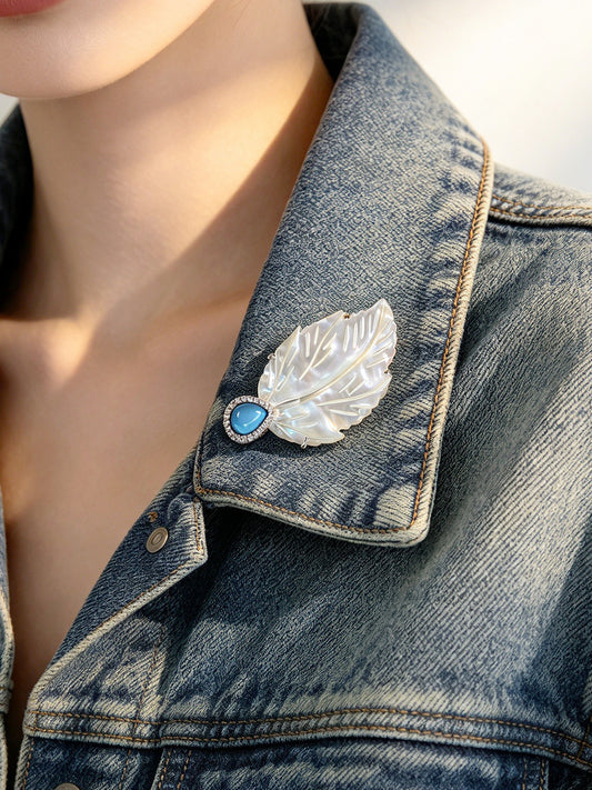 S2421B1 Windswept Feather brooch